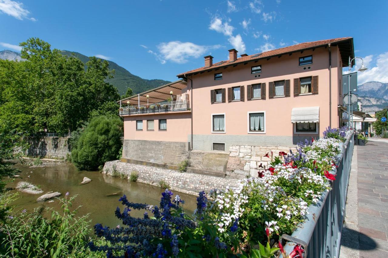 Appartamento Al Ponte Adiacente Al Parco, Vicino All'Ospedale E Centro トレント エクステリア 写真