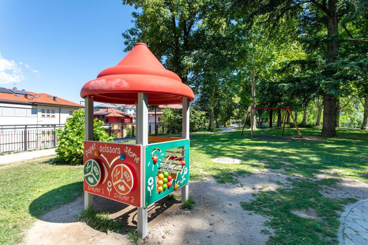 Appartamento Al Ponte Adiacente Al Parco, Vicino All'Ospedale E Centro トレント エクステリア 写真